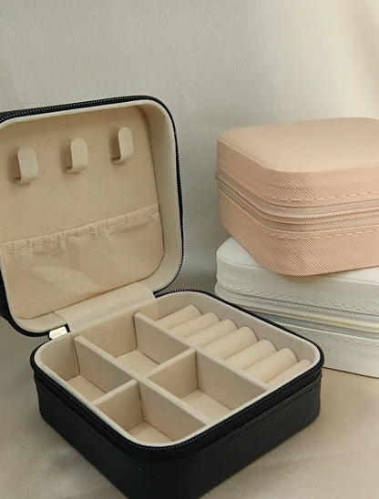cute easy to carry jewelry box